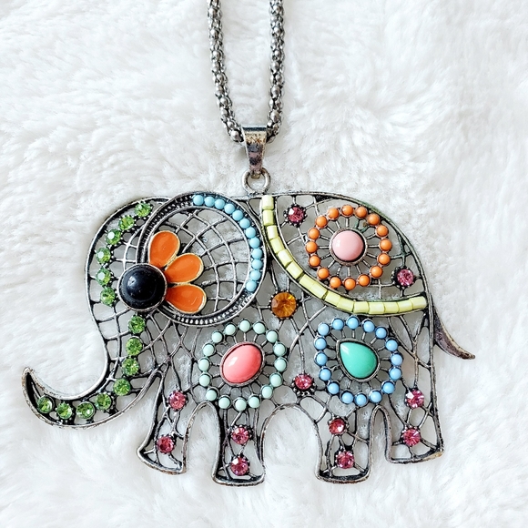Jewelry - 2 for 20 Made in Peru colorful elephant necklace